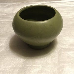 Vintage green McCoy Pottery Floraline planter